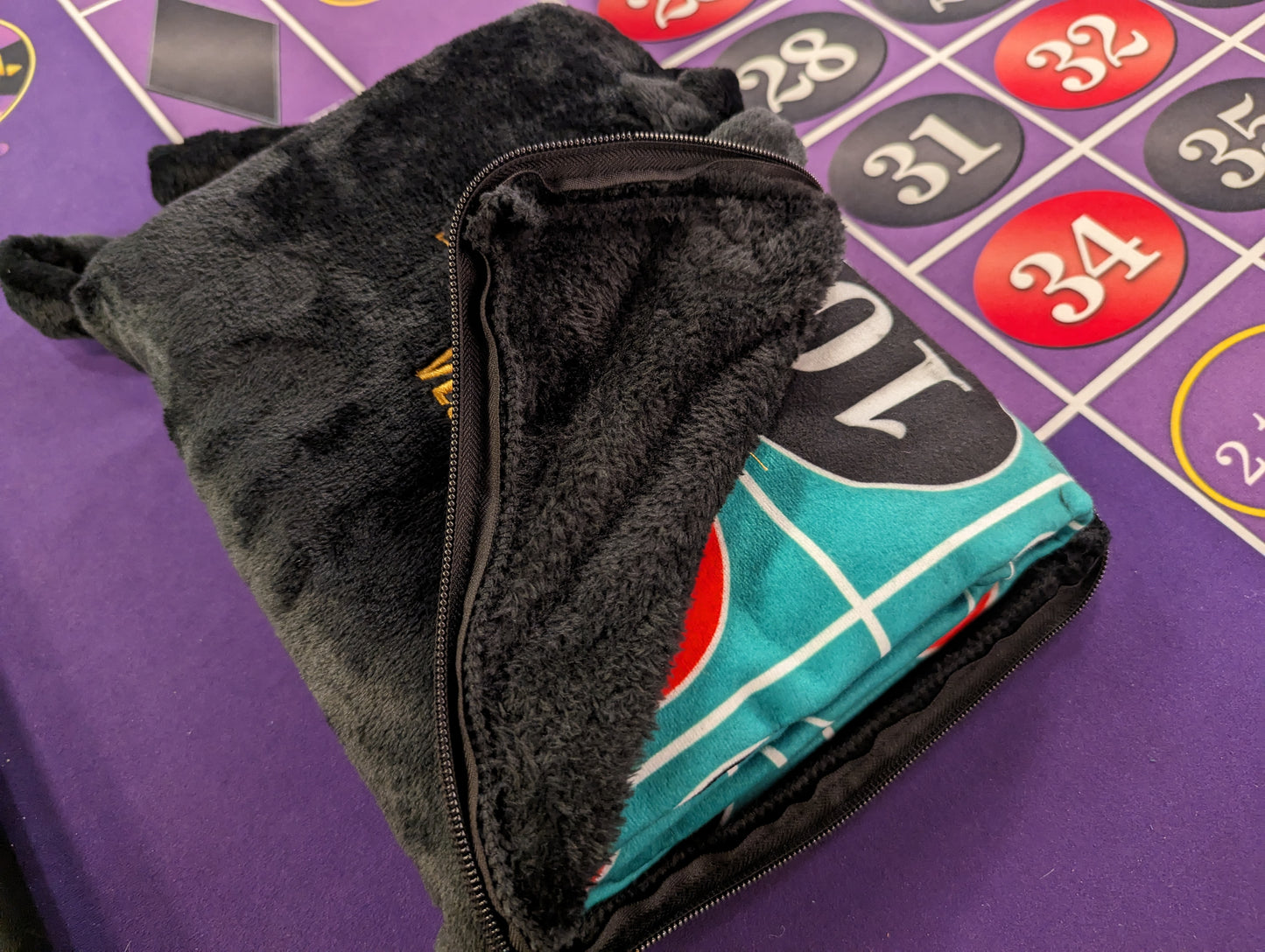 Thick Roulette Towel / Couch Throw
